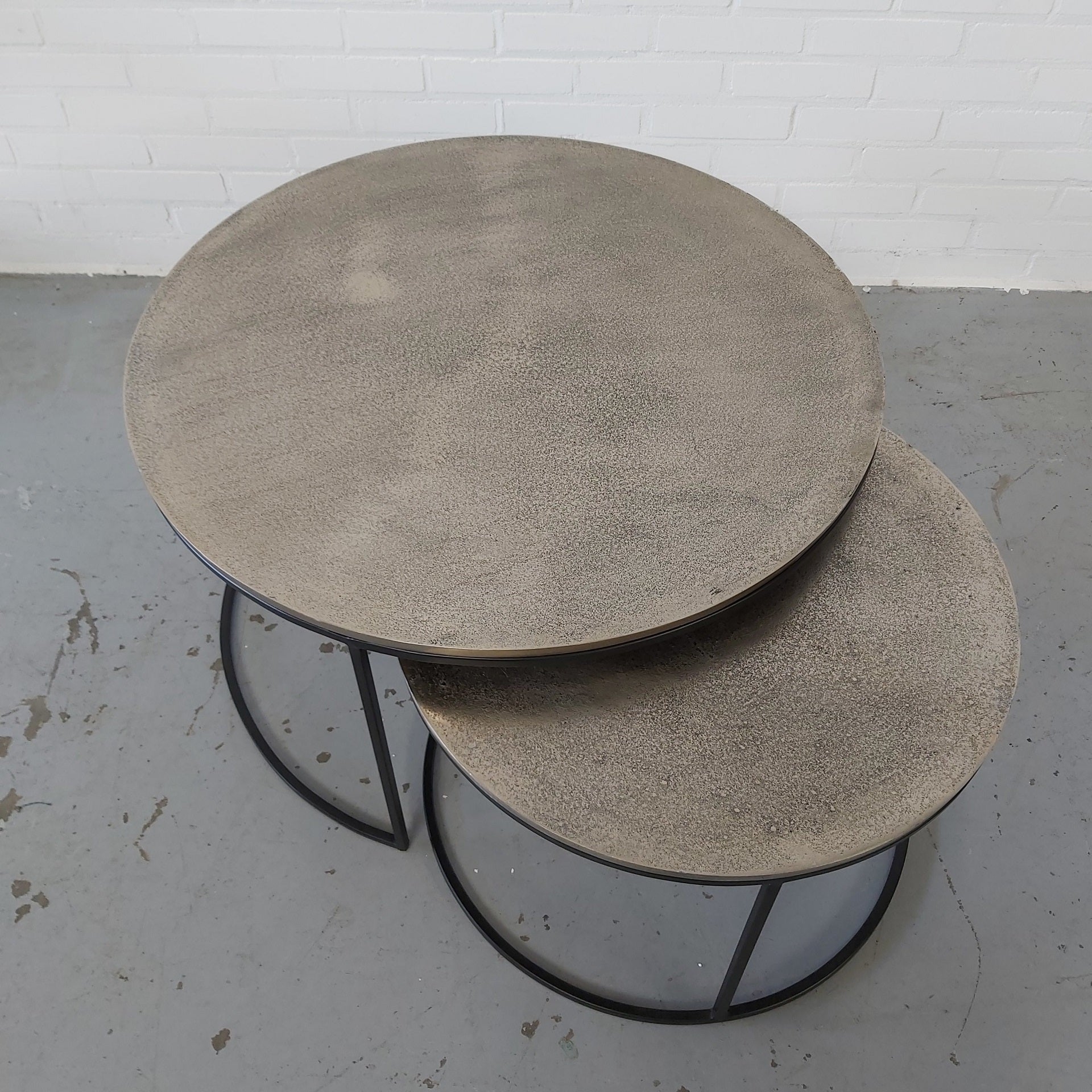 10072 Beistelltisch Set rund